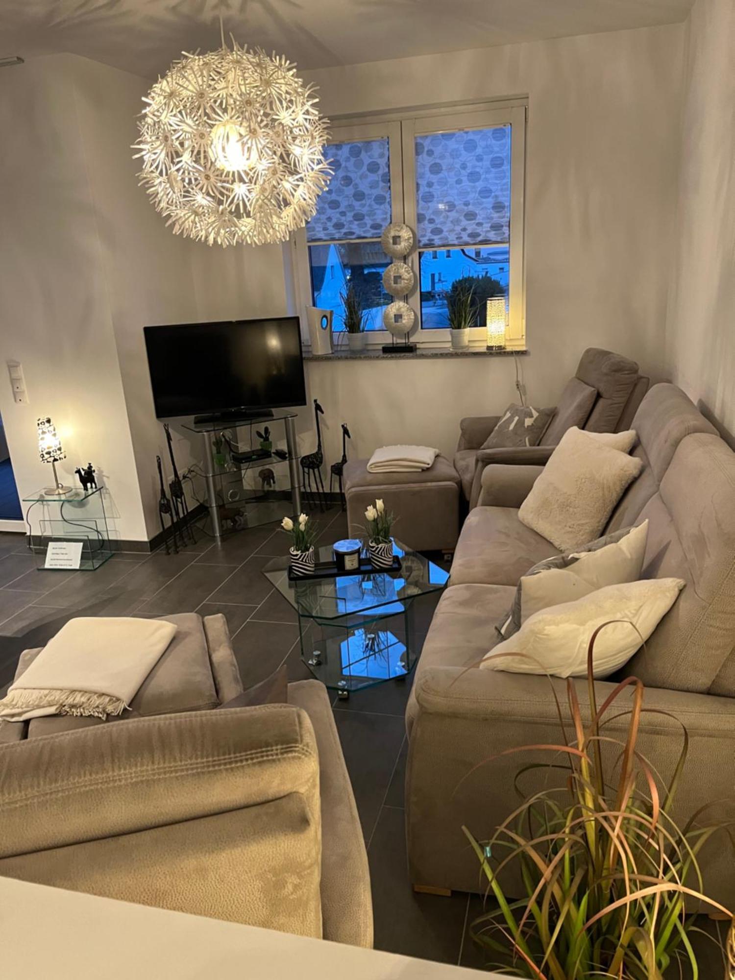 Ferienwohnung Ida Polch Exteriör bild